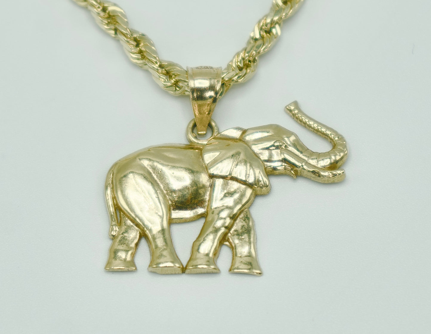 14K Elephant Pendant With Rope Chain Yellow Gold