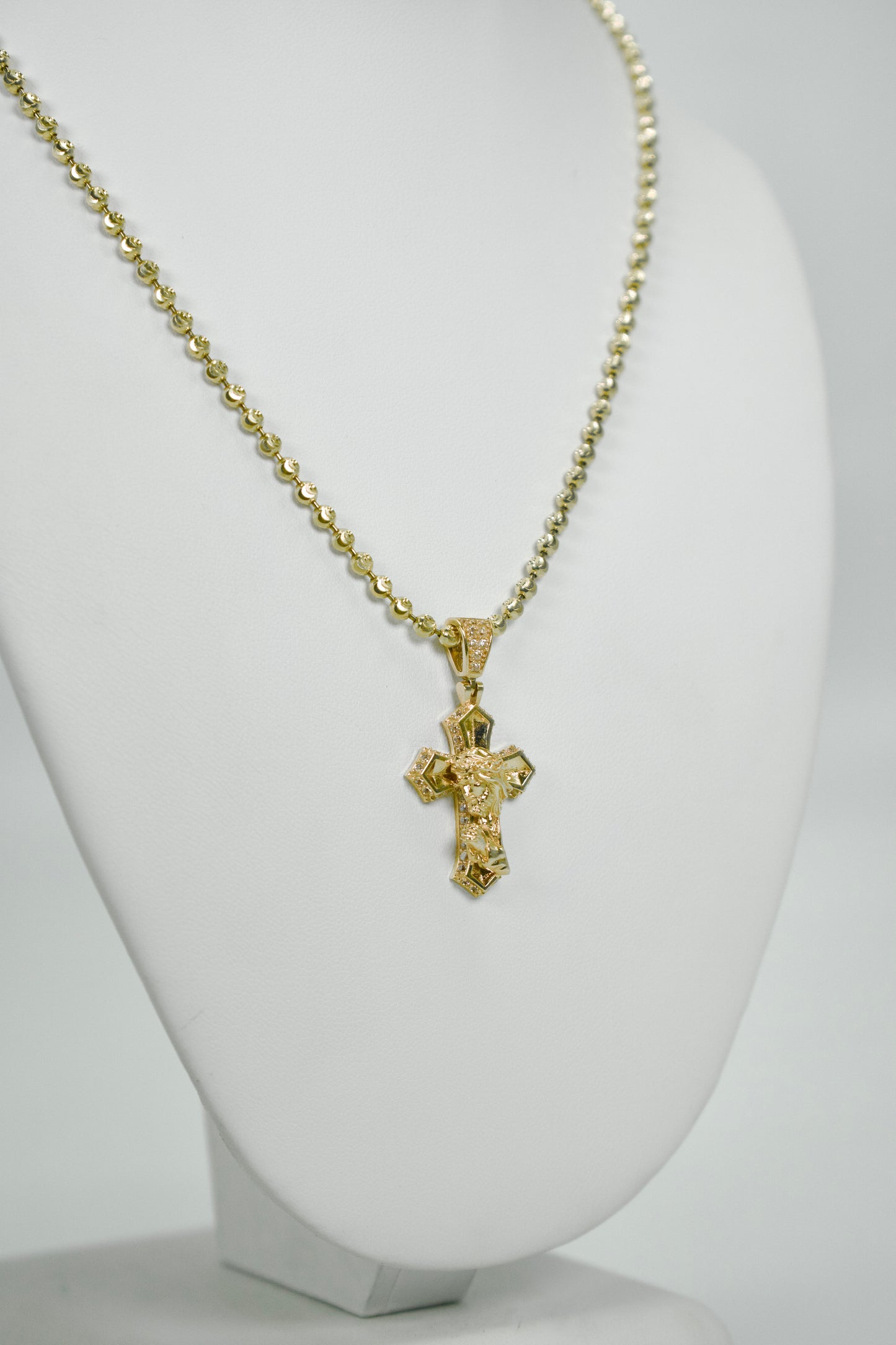 14K Cross Cz Pendant With Moon Cut Chain Yellow Gold