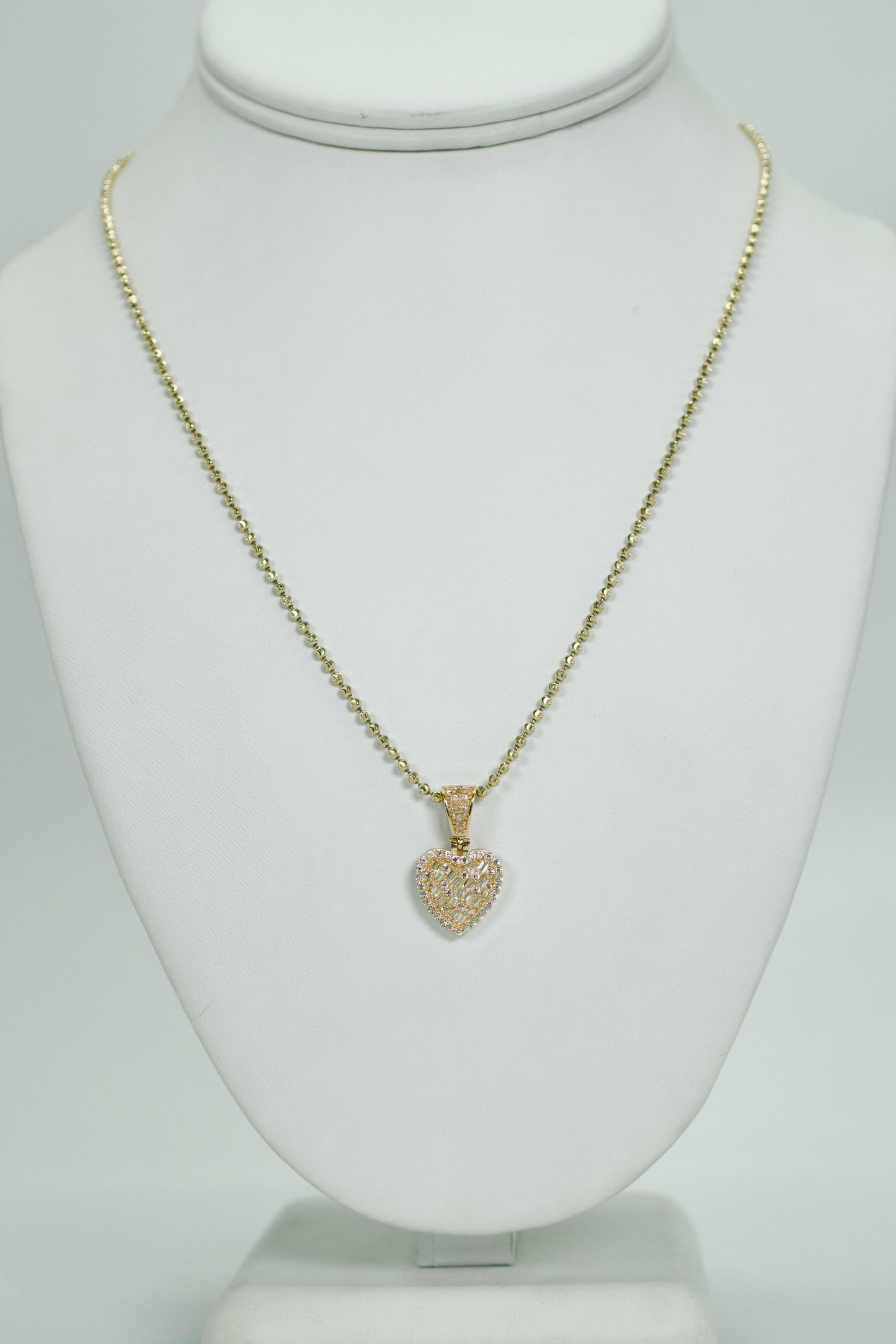 14K Heart Pendant Baguette / Cz Stones With Moon Cut Chain Yellow Gold
