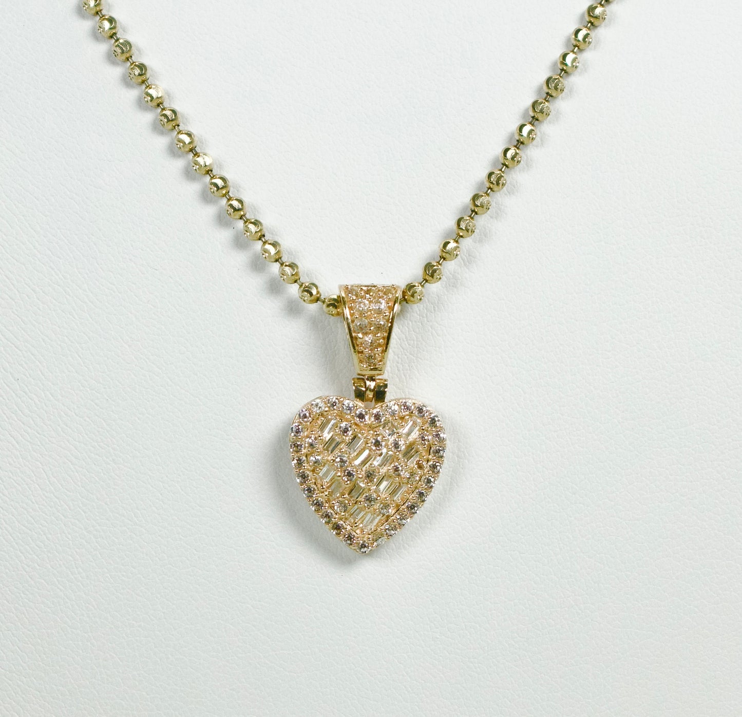 14K Heart Pendant Baguette / Cz Stones With Moon Cut Chain Yellow Gold