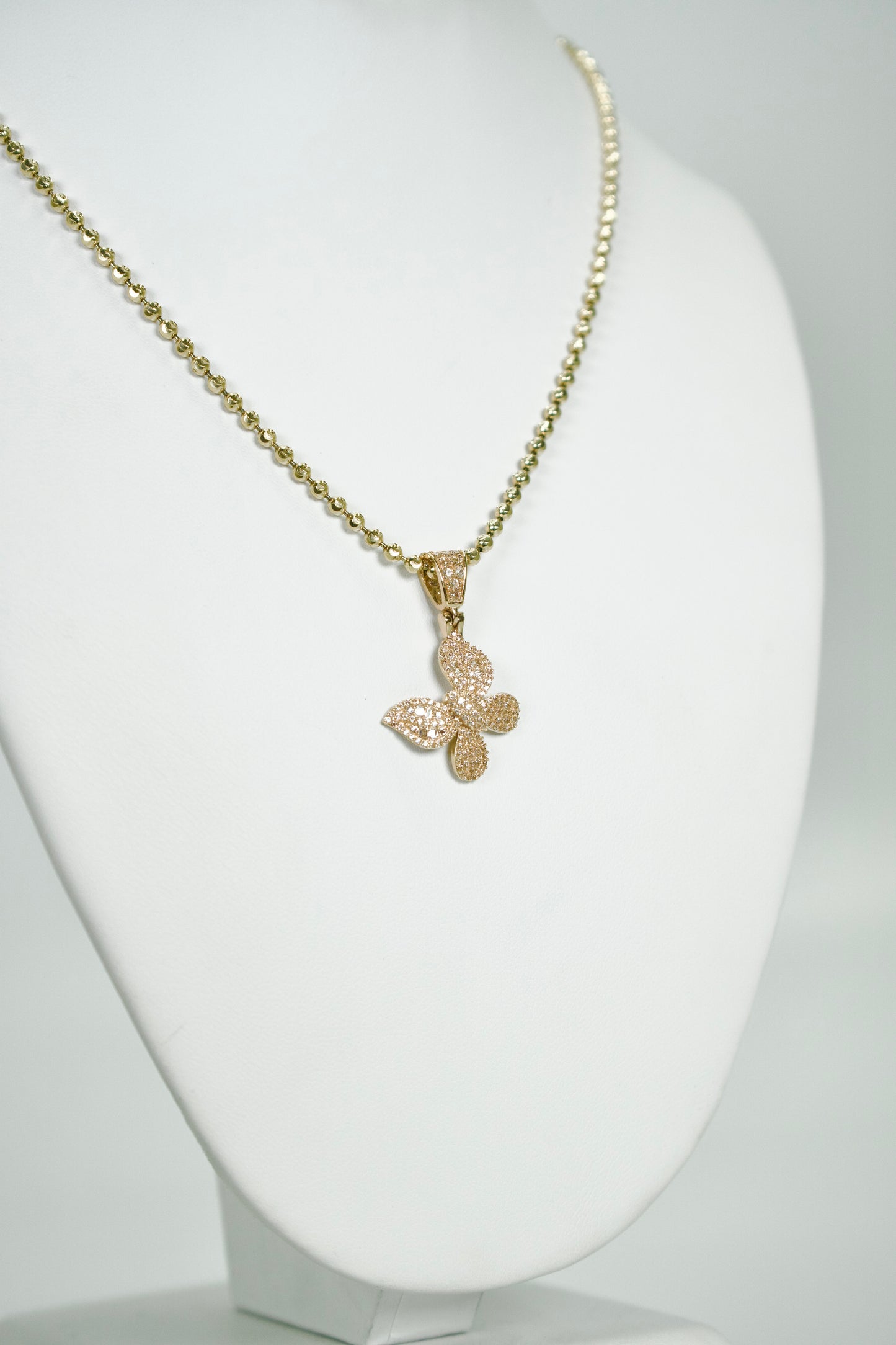 14K Butterfly Pendant Cz Stones With Moon Cut Chain Yellow Gold