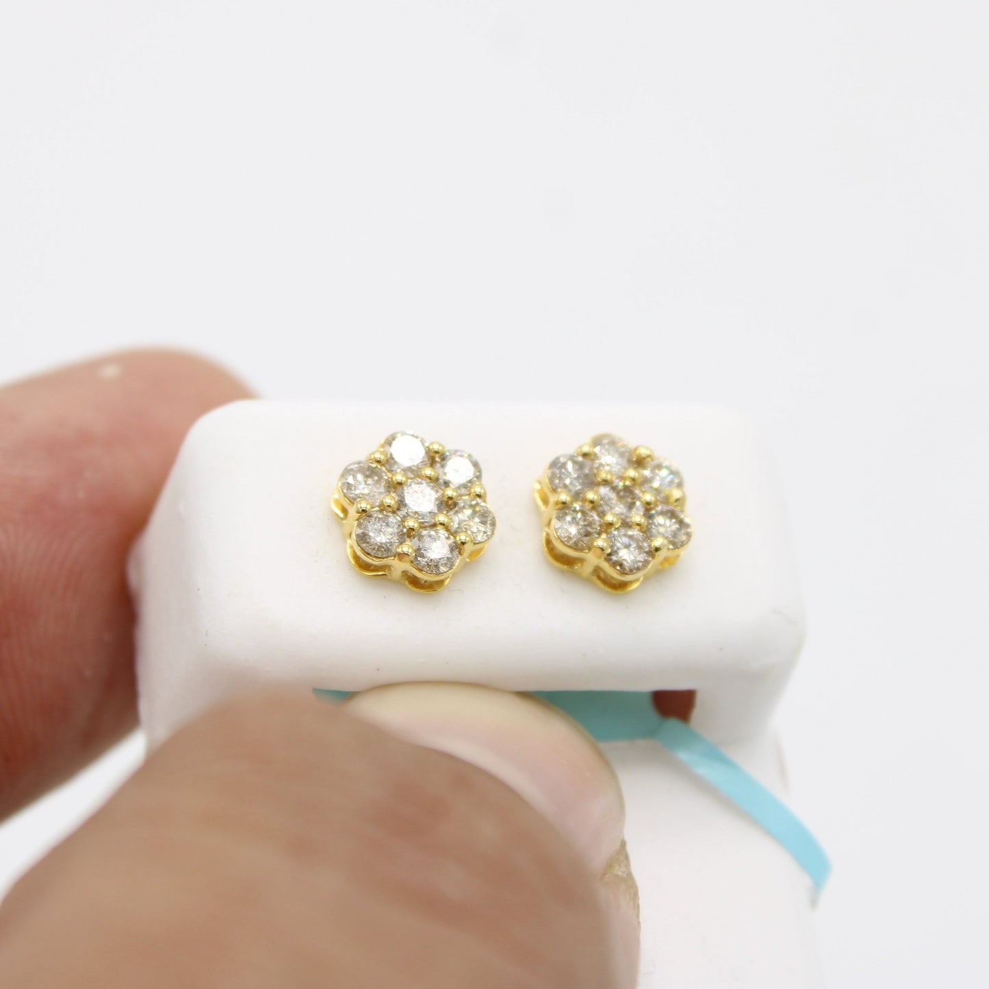14K VS Diamond Earrings Yellow Gold