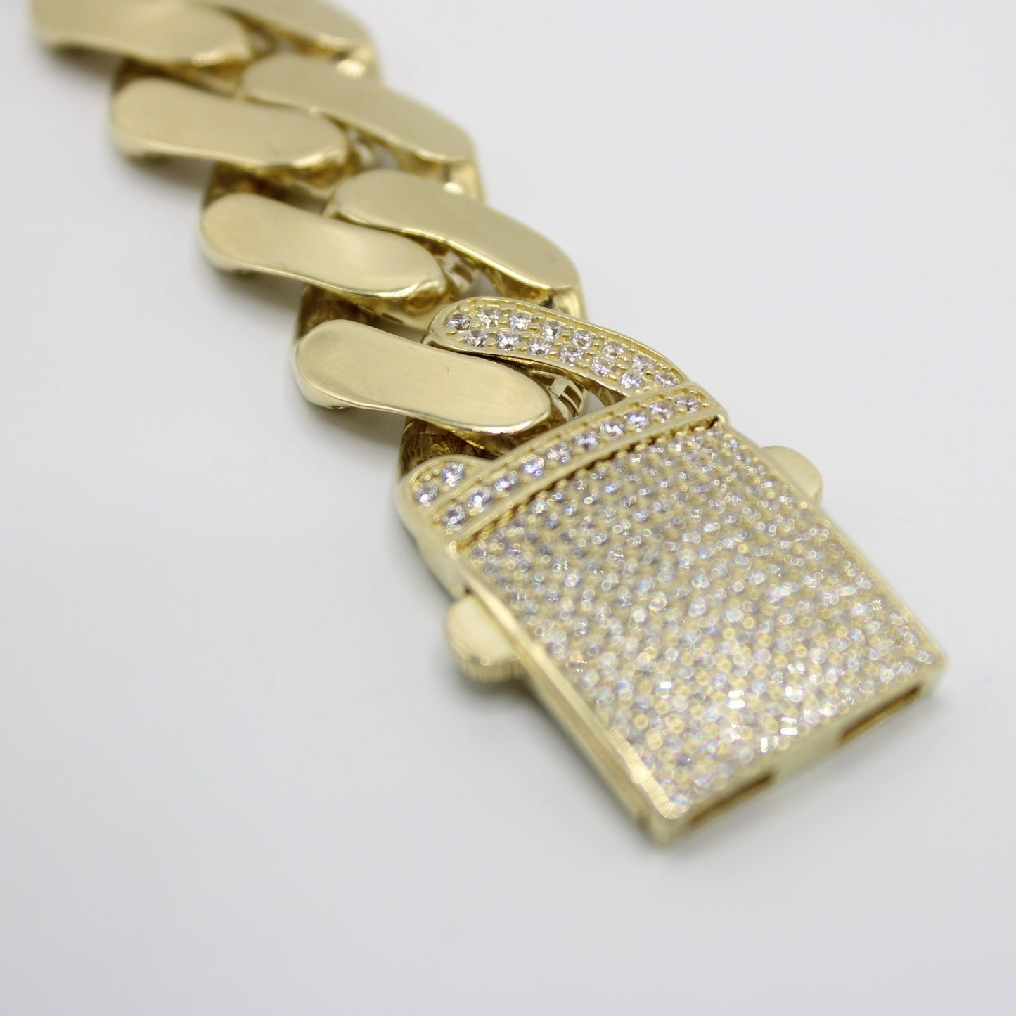 14K Hollow Ittallo Bracelet Cz Lock \\ 18.5 mm \\
