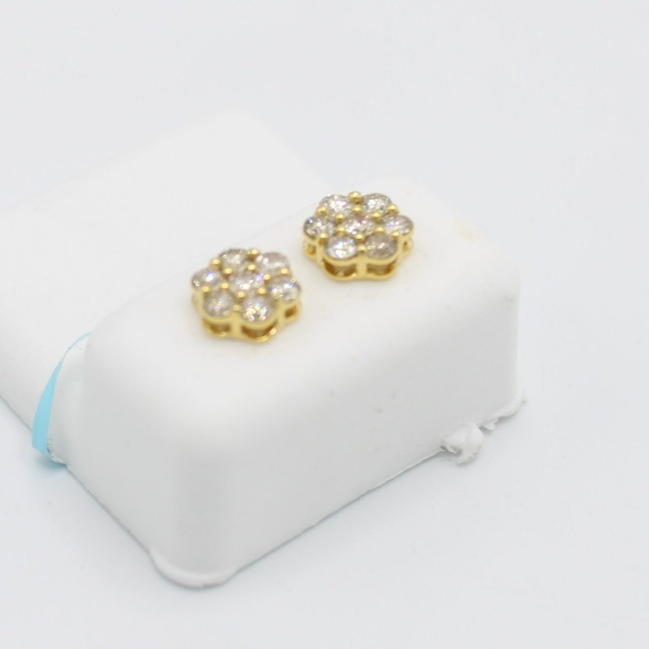 14K VS Diamond Earrings Yellow Gold