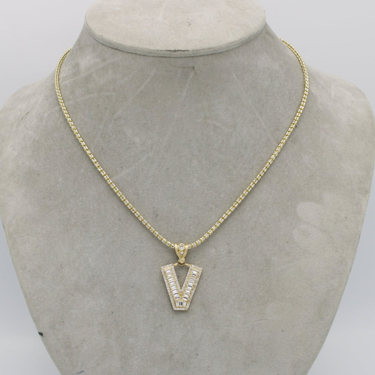14K Initial Name (V) Cz Stones/Baguette with Ice Chain Yellow Gold