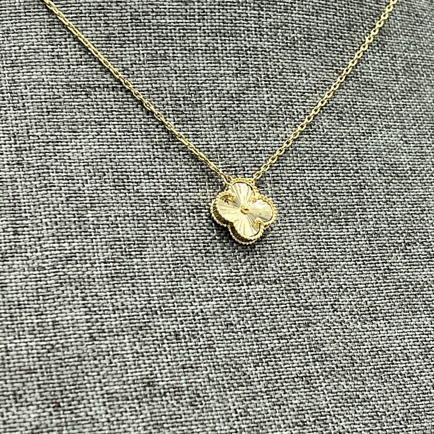 14K Exotic Necklace Yellow Gold \\18”\\