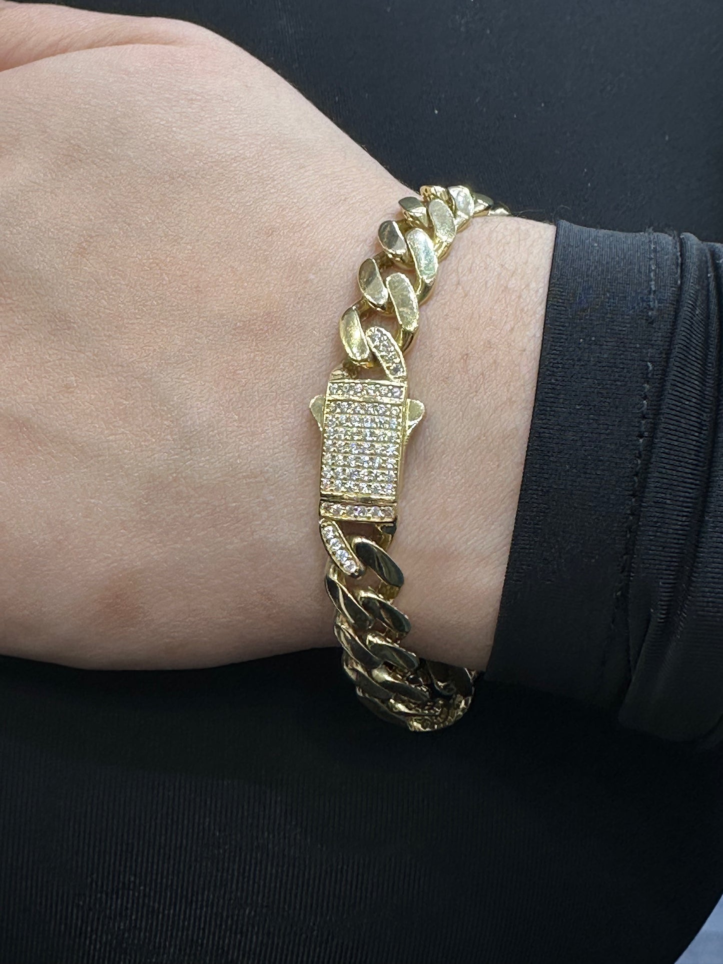 14K Women's Ittallo Bracelet Cz Stones At Lock