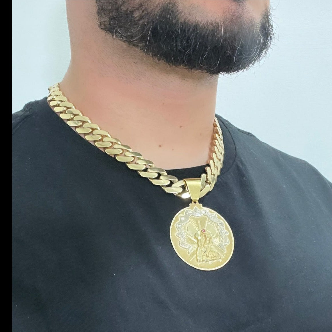 14K Virgen Mira Pendant (Red Stone) with ITTALLO Men´s Choker Yellow Gold