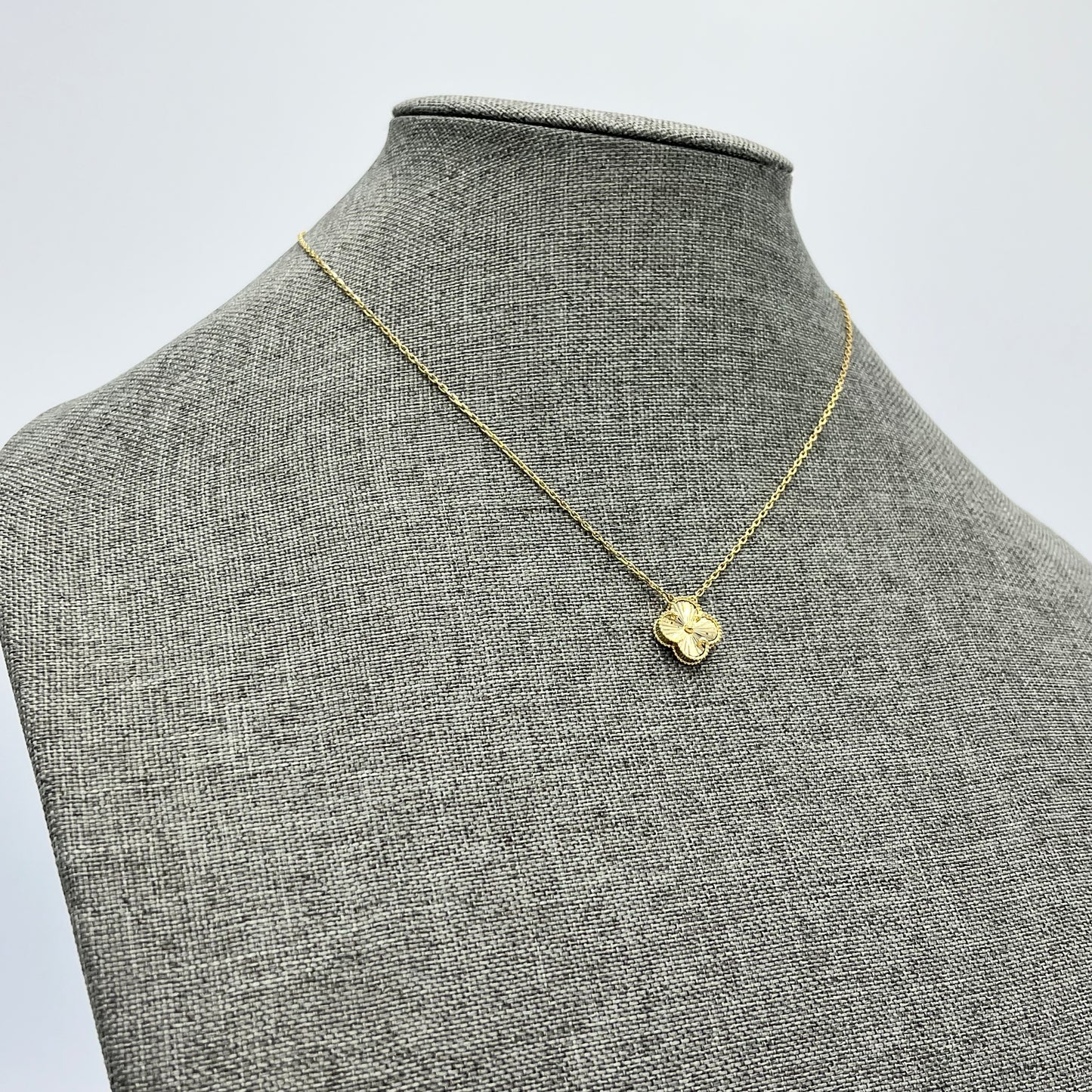 14K Exotic Necklace Yellow Gold \\18”\\