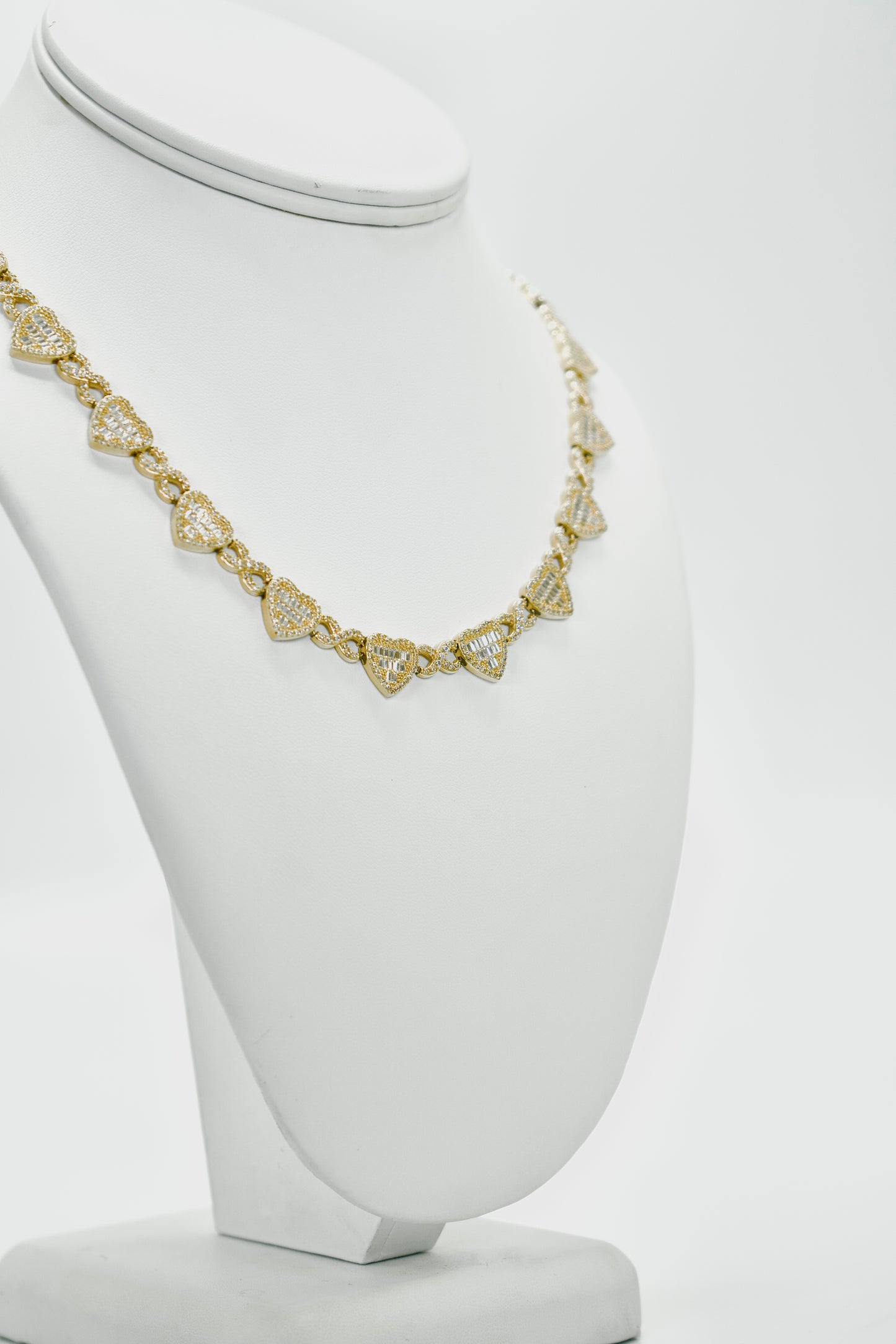 14K Heart Choker Cz Stones / Baguette Yellow Gold