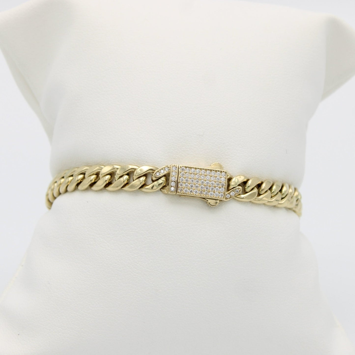 Offer $950.00 Miami Cuban Bracelet Yellow Gold