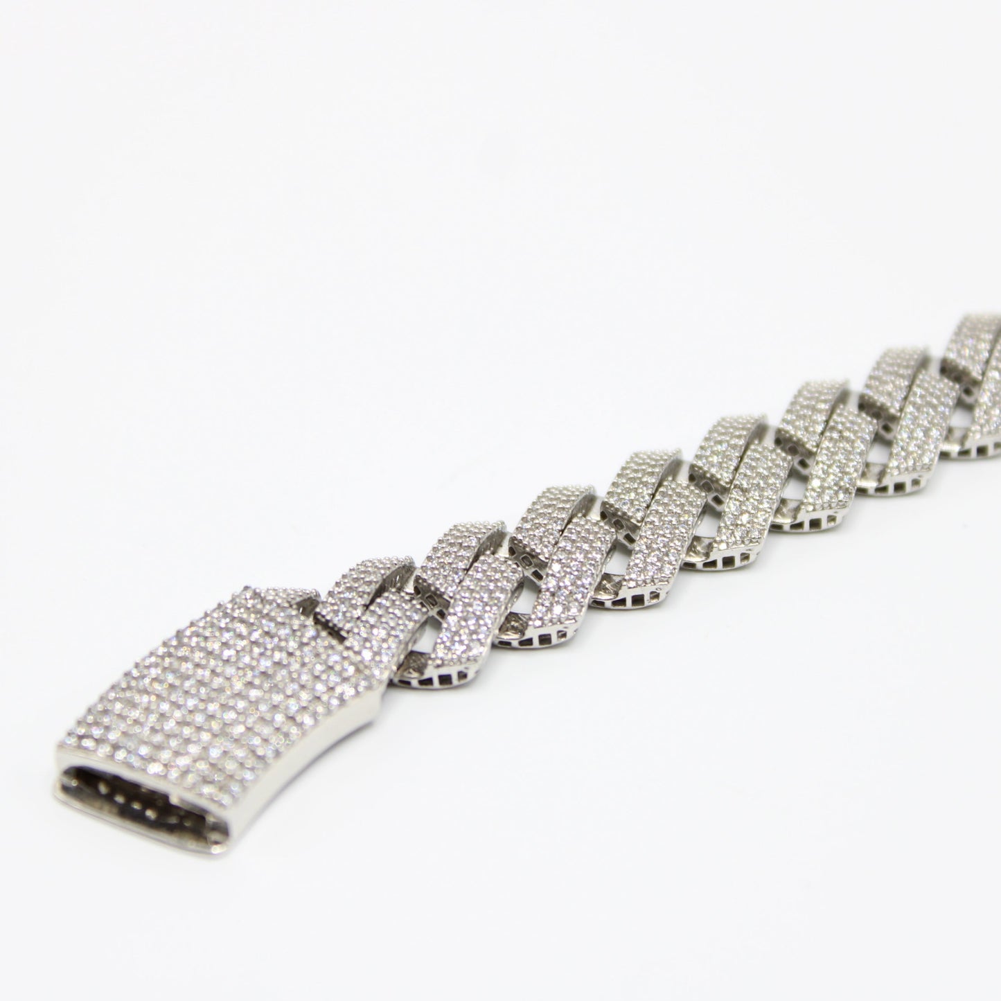 New 14K Full CZ Itallo Edge Bracelet White Gold (14.5MM)