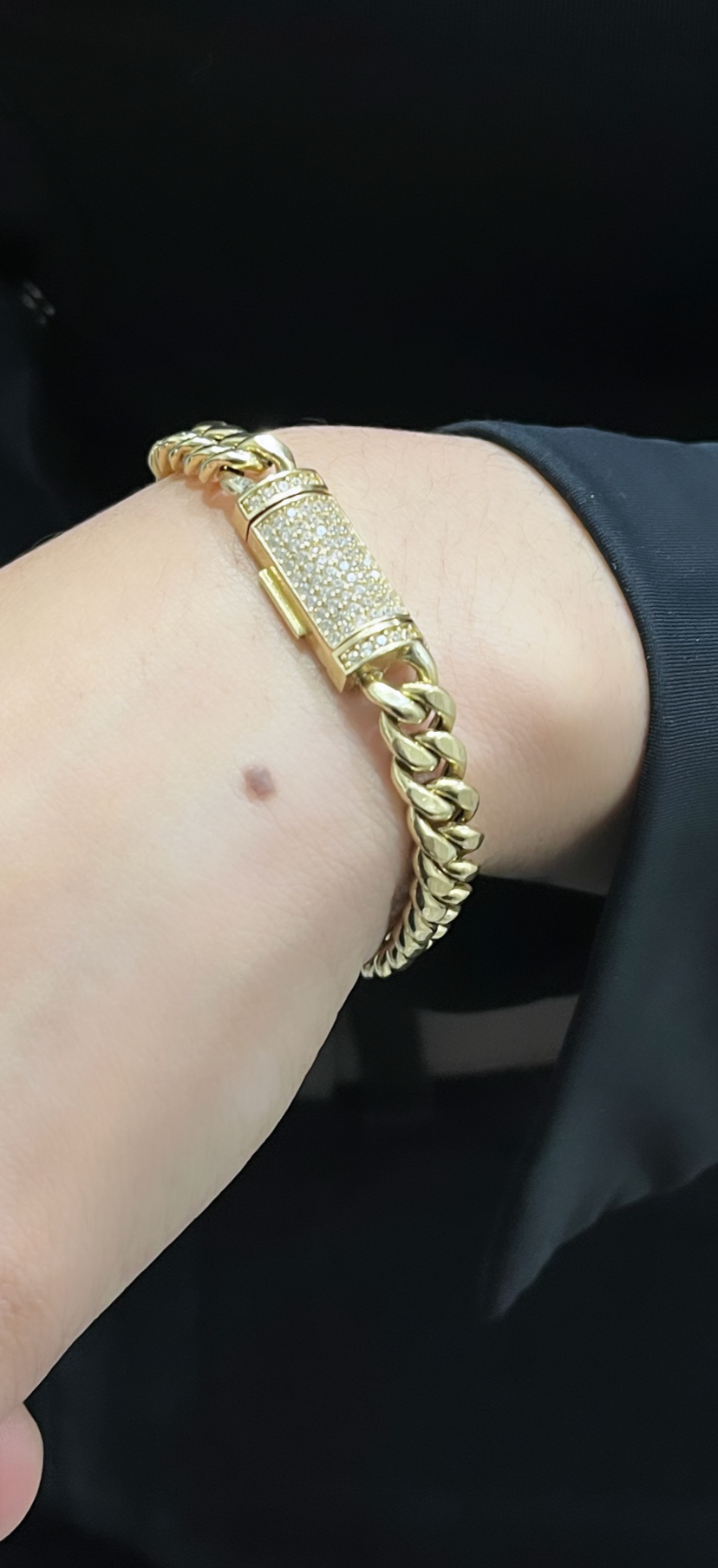 Offer $1,920.00 Miami Cuban Bracelet Yellow Gold