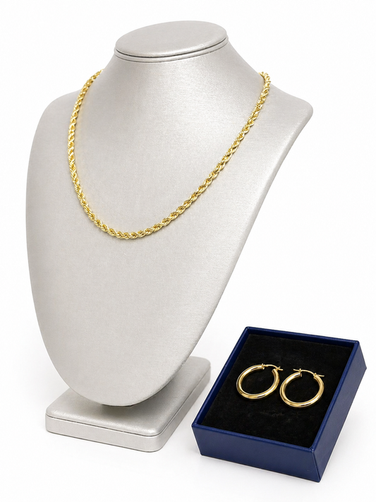 Rope chain with hoop earrings
