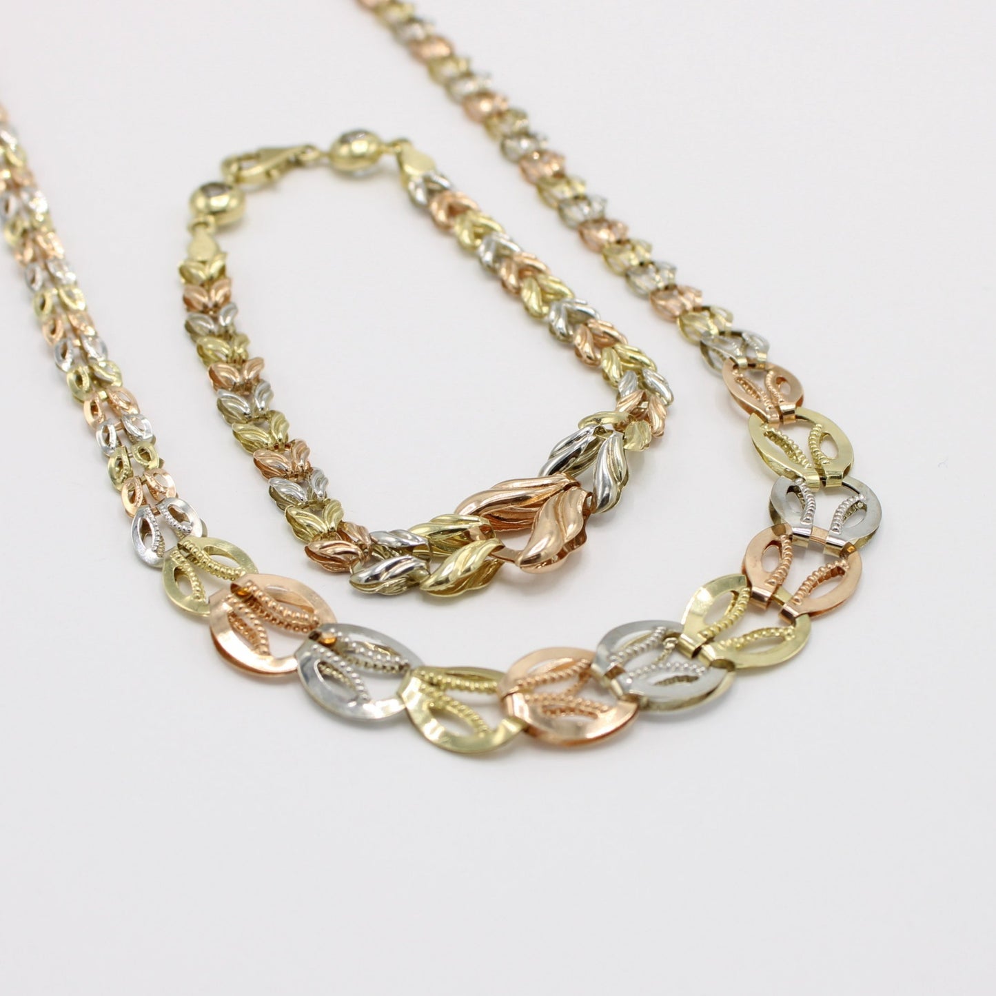 14K Fancy Choker And Bracelet Three Tones Gold
