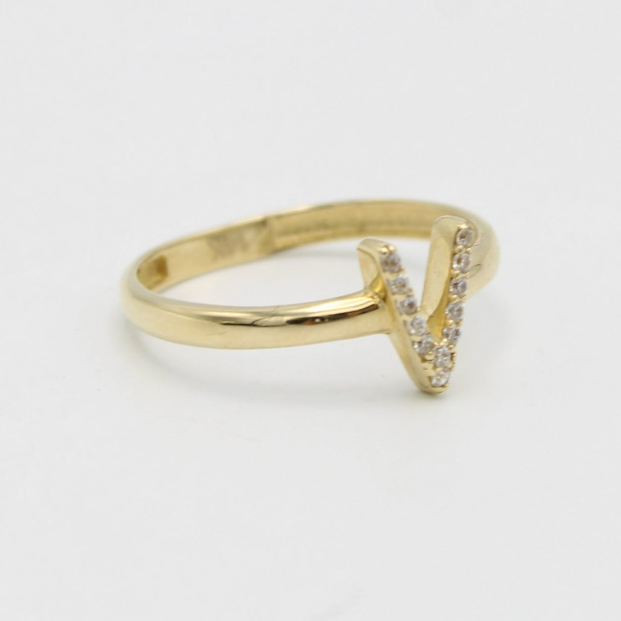14K Initial Name ( V ) Ring Cz Stones Yellow Gold