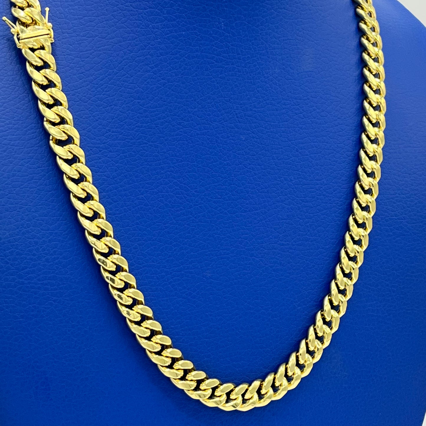 14K Miami Hollow Cuban Chain \\ 9.4 mm - 22” \\