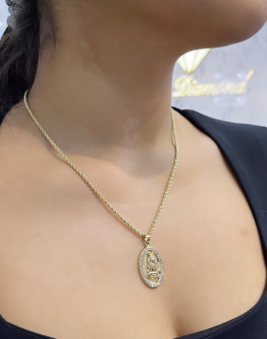 14K Guadalupe Virgen Pendant Cz Stones with Hollow Rope Chain Yellow Gold