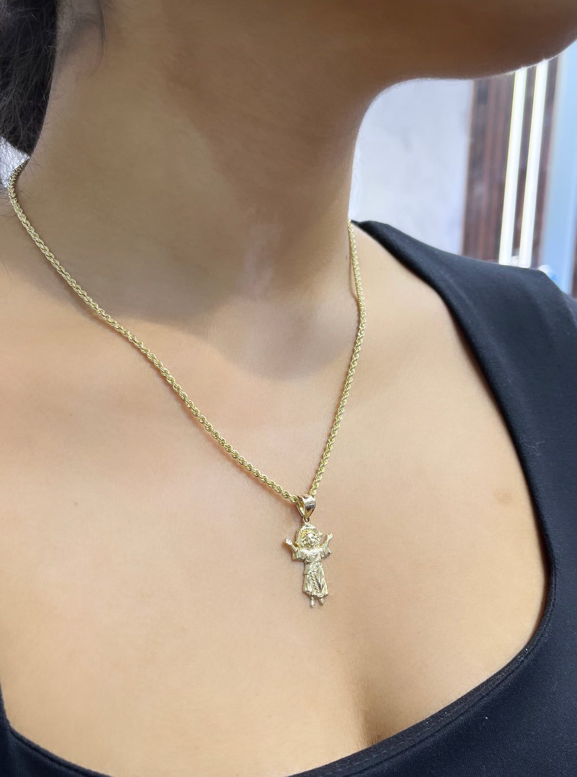 14K Divino Nino with Hollow Rope Chain Yellow Gold