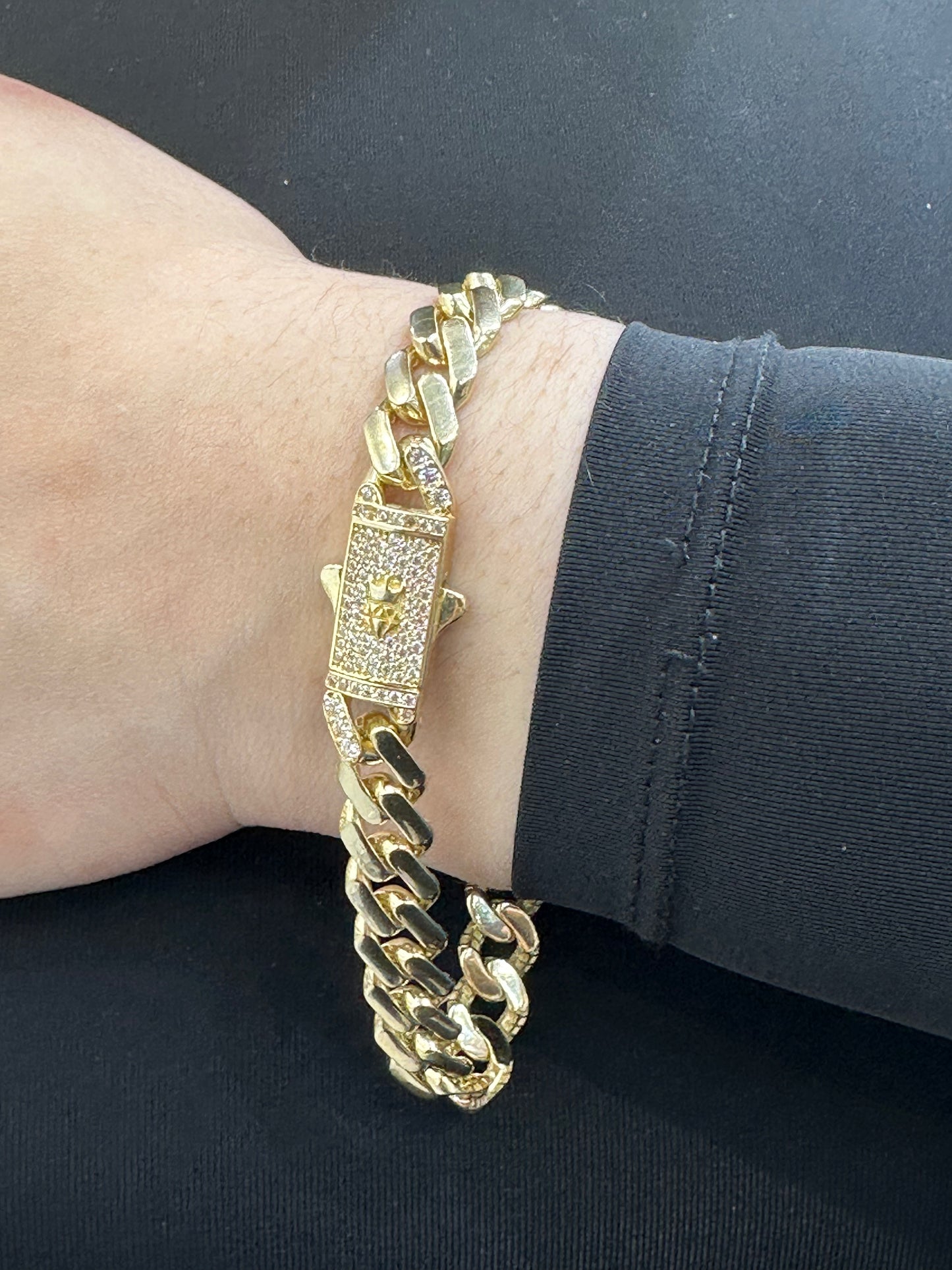 14K Women's Ittallo Bracelet Cz Stones At Lock